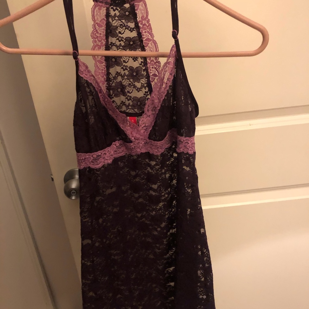 Sexy lingerie - Picture 1 of 3